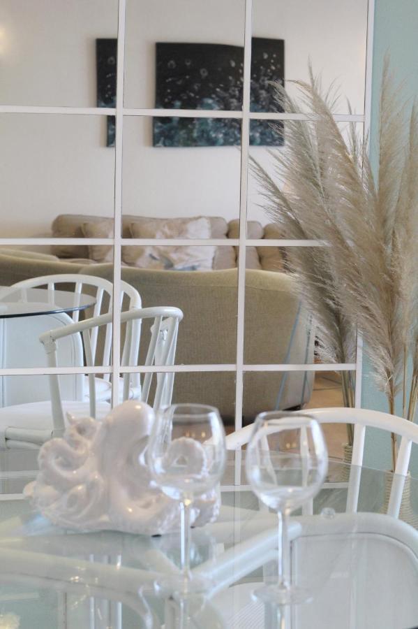 T3 Holiday Cottage Near The Beach | C225 Porches  Exterior foto